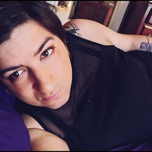 Meet your Posher, Rayne